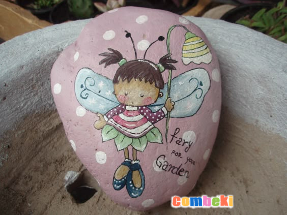 Taş Boyama Sanatı - Combeki Kadın