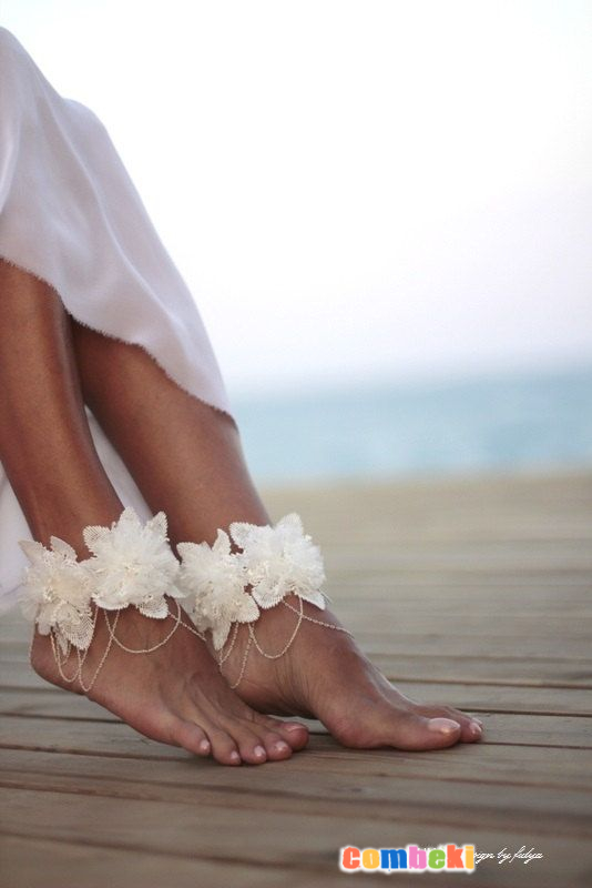 Ayakları Süzleyen Şık Danteller - Kadın Ve Moda Kombinler