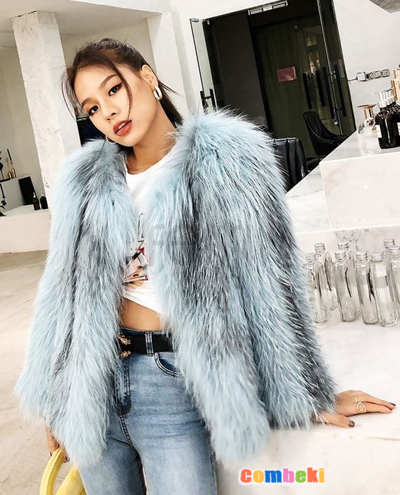 Cropped Knitted Fox Fur Jacket