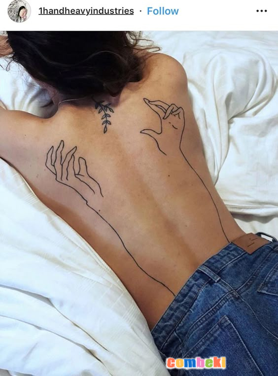 Tattoos that add beauty to women 1