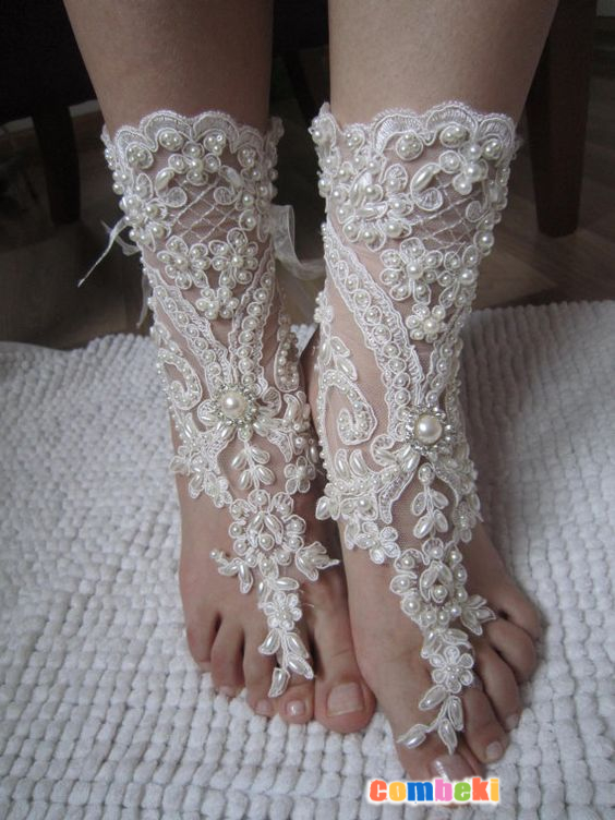 Ayakları Süzleyen Şık Danteller - Kadın Ve Moda Kombinler