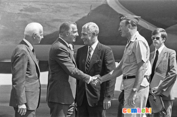 Paris Barış Anlaşması imza töreni