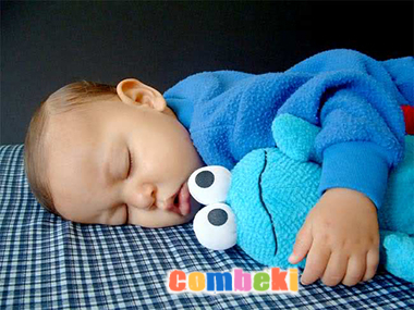 Uyu Yavrum - Çocuk Şarkısı - Şarkı Sözleri - Dinle - İndir